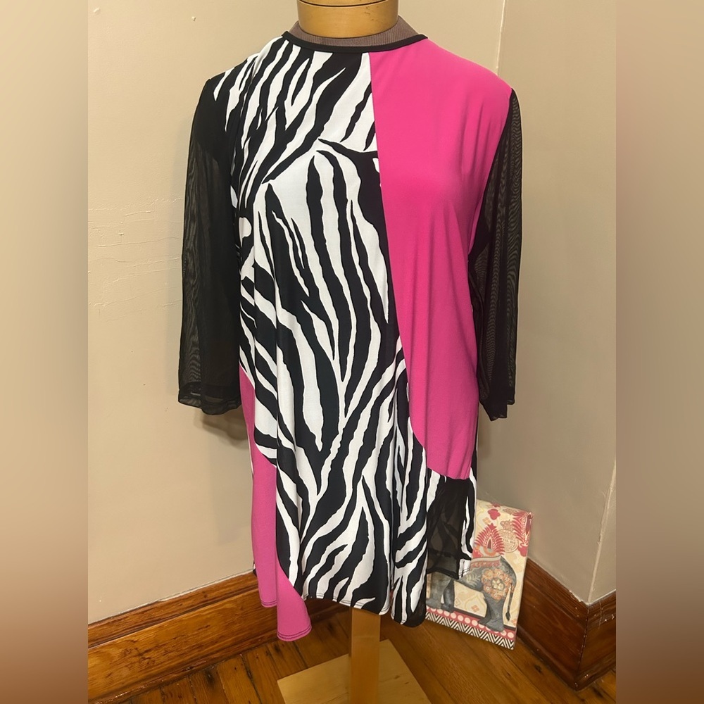 Verducci Womens Blouse/Tunic Pink & Black With Mesh Sleeves Size XL Stretchy